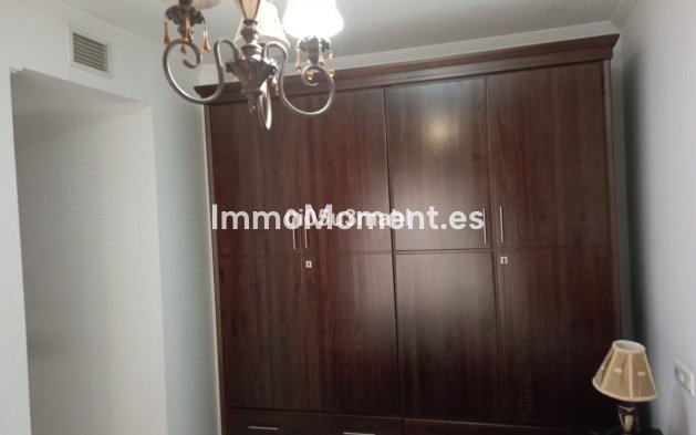 Resale - Apartment - Málaga - La Trinidad