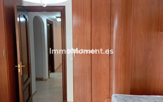 Resale - Apartment - Málaga - La Trinidad