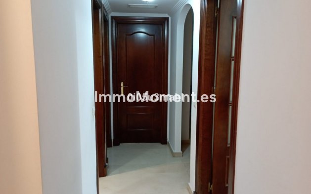 Resale - Apartment - Málaga - La Trinidad