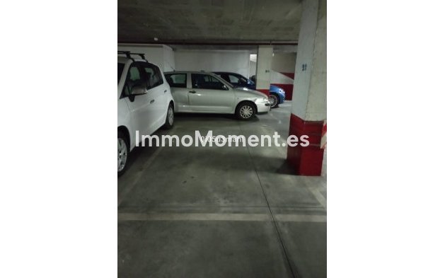 Resale - Apartment - Málaga - La Trinidad