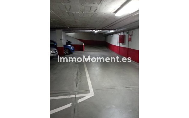 Resale - Apartment - Málaga - La Trinidad