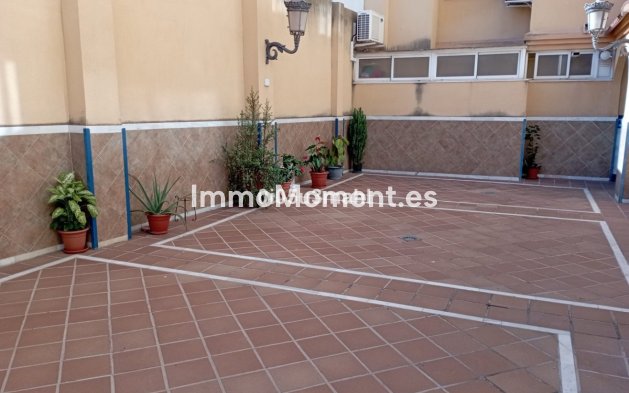 Resale - Apartment - Málaga - La Trinidad