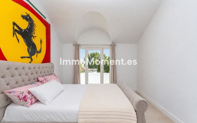 Reventa - Villa independiente - Marbella - Elviria