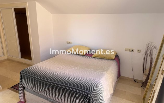 Resale - Apartment - Marbella - Elviria
