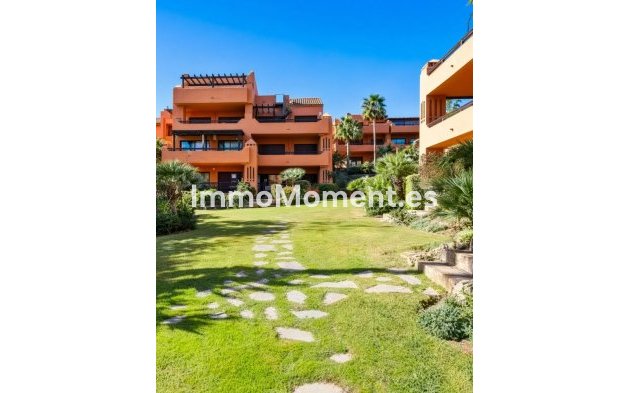 Resale - Apartment - Estepona - Estepona Centro