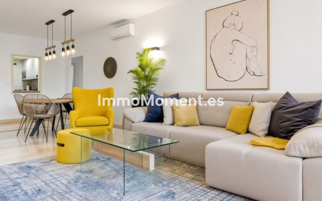 Resale - Apartment - Estepona - Estepona Centro