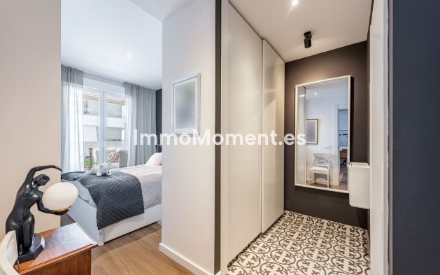 Resale - Apartment - Marbella - La Campana