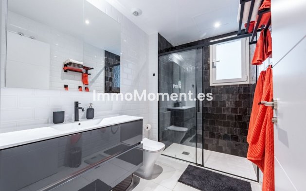 Resale - Apartment - Marbella - La Campana