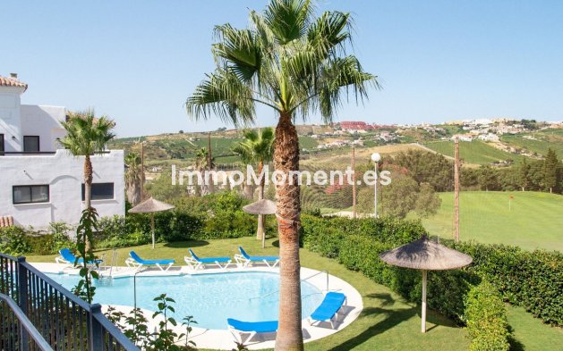 Resale - Apartment - Casares - Casares Centro
