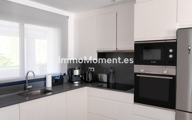 Resale - Apartment - Casares - Casares Centro
