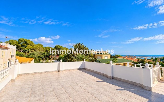 Resale - Detached villa - Torrevieja - Torrevieja Centro