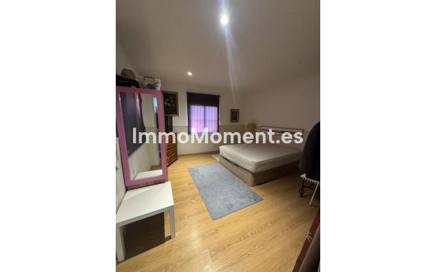 Revente - Villa individuelle - Estepona  - Estepona Centro