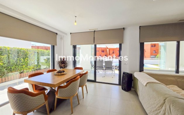 Bestaande woning - Vrijstaande villa - Manilva - La Duquesa