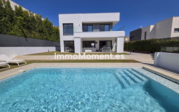 Bestaande woning - Vrijstaande villa - Manilva - La Duquesa