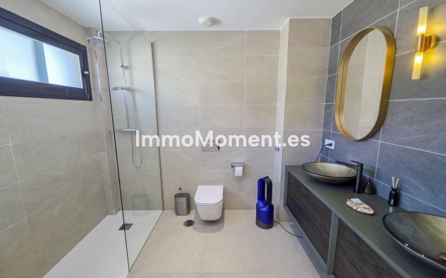 Bestaande woning - Vrijstaande villa - Manilva - La Duquesa