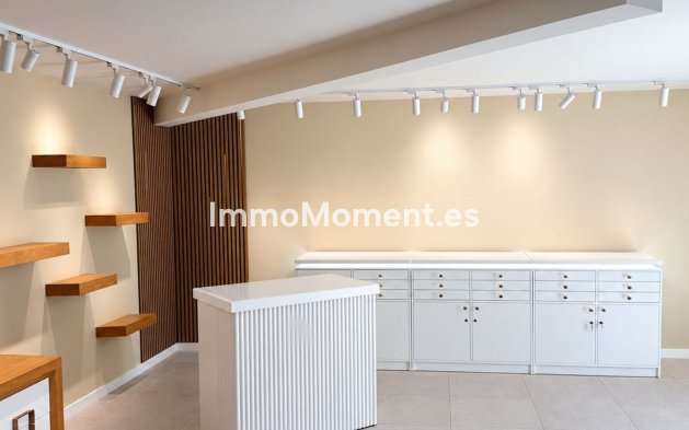 Bestaande woning - Vrijstaande villa - Manilva - La Duquesa