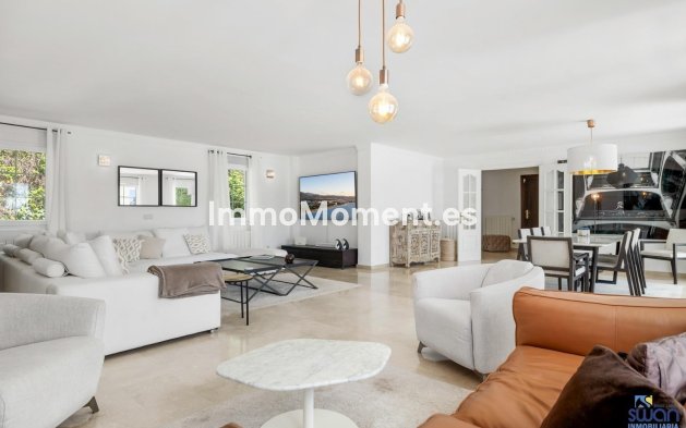 Long Term Rentals - Detached villa - Benahavís