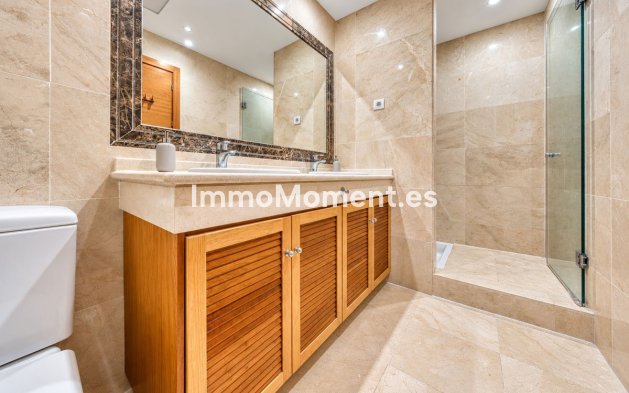 Bestaande woning - Rijtjeshuis - Estepona  - Estepona Centro