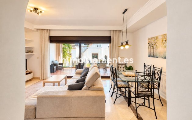 Bestaande woning - Rijtjeshuis - Estepona  - Estepona Centro