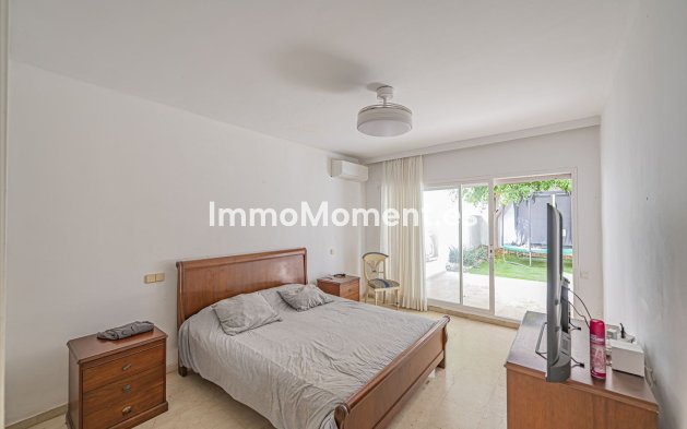 Resale - Apartment - Marbella - Río Real