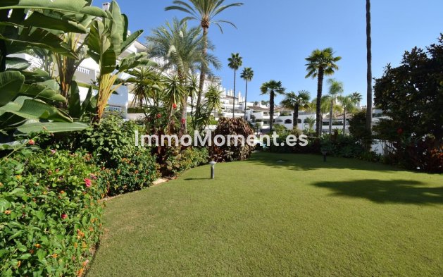 Resale - Apartment - Marbella - Río Real