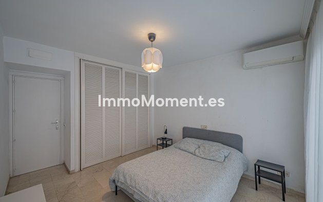 Resale - Apartment - Marbella - Río Real