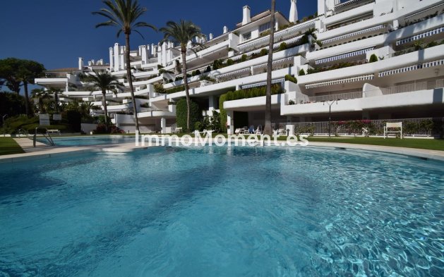 Resale - Apartment - Marbella - Río Real