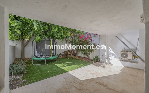Resale - Apartment - Marbella - Río Real
