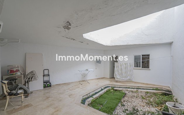 Resale - Apartment - Marbella - Río Real