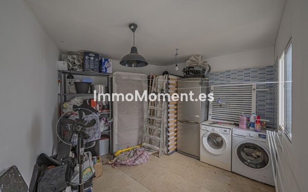Resale - Apartment - Marbella - Río Real
