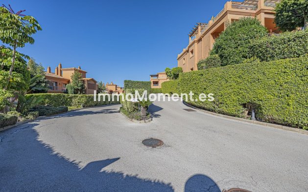 Bestaande woning - Appartement - Estepona  - Atalaya