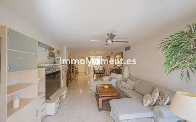 Wiederverkauf - Wohnung - Marbella - Guadalmina Alta