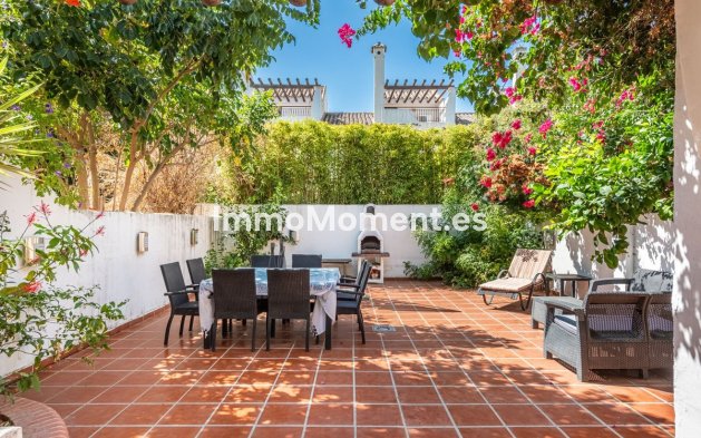 Resale - Townhouse - Marbella - Nueva Andalucía