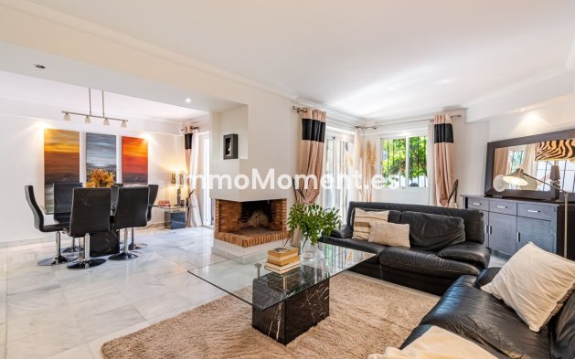 Resale - Townhouse - Marbella - Nueva Andalucía