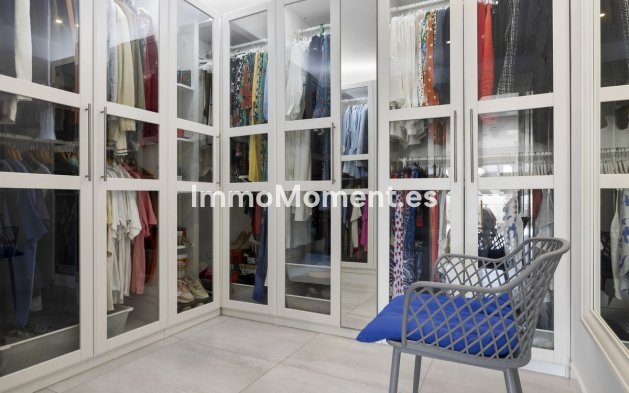 Resale - Detached villa - Benalmadena - Benalmadena Centro