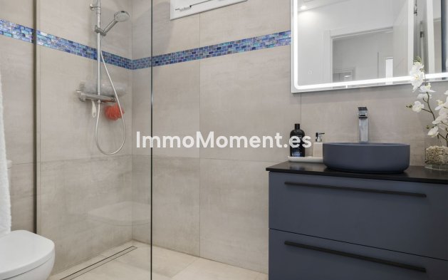 Resale - Detached villa - Benalmadena - Benalmadena Centro