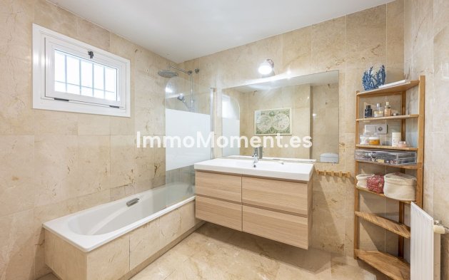 Wiederverkauf - Wohnung - Marbella - Guadalmina Alta