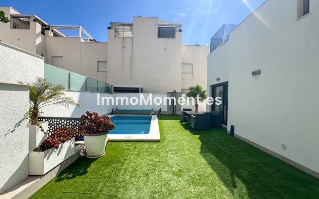 Resale - Detached villa - Torrevieja - Torrevieja Centro