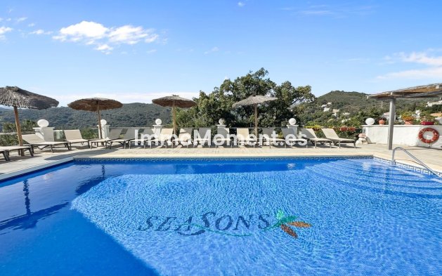 Resale - Apartment - Estepona - Estepona Centro