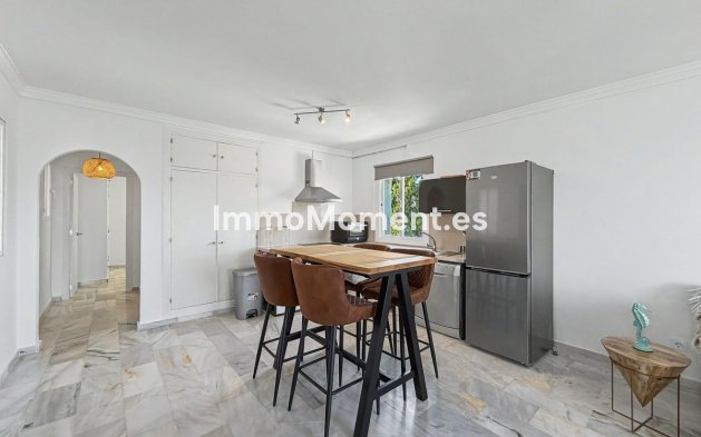 Resale - Apartment - Estepona - Estepona Centro