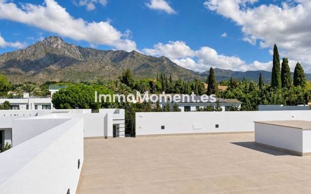 Wiederverkauf - Freistehende Villa - Marbella - Nagüeles
