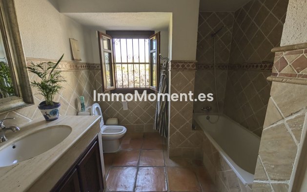 Resale - Detached villa - Marbella - El Rosario