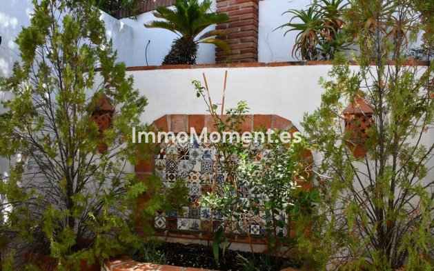 Resale - Detached villa - Marbella - El Rosario
