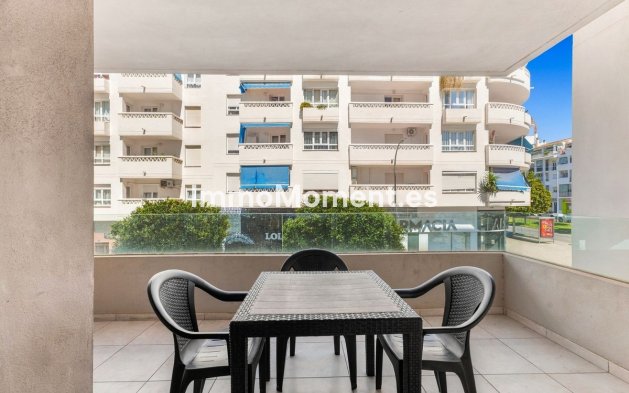 Resale - Apartment - Marbella - Nueva Andalucía