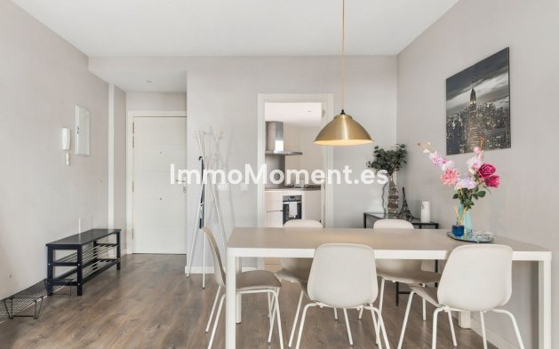 Resale - Apartment - Marbella - Nueva Andalucía