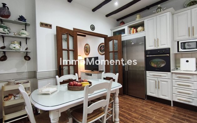 Bestaande woning - Rijtjeshuis - Binnenland  - Alhaurín el Grande Centro