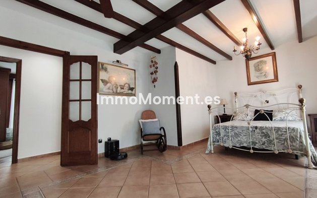 Bestaande woning - Rijtjeshuis - Binnenland  - Alhaurín el Grande Centro