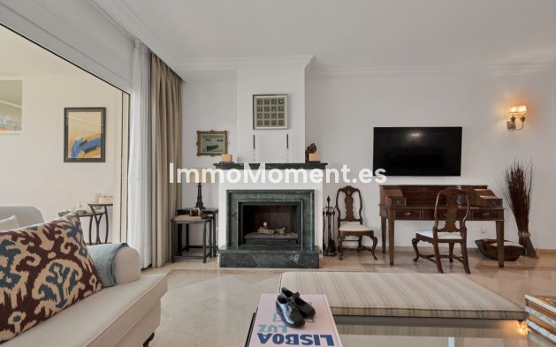 Reventa - Apartamento - Marbella - Río Real
