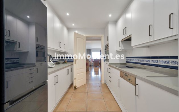 Reventa - Apartamento - Marbella - Río Real