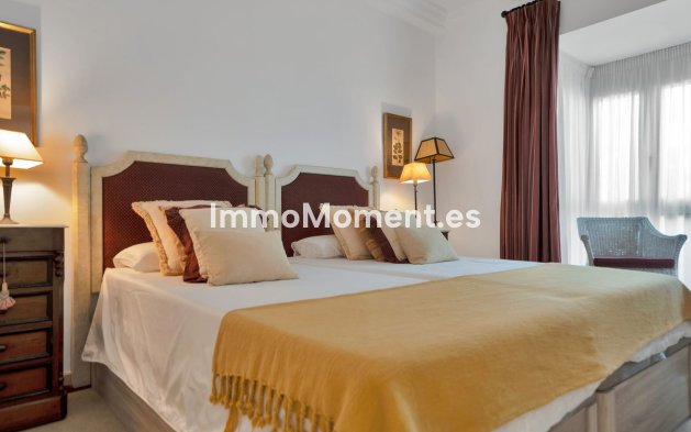 Reventa - Apartamento - Marbella - Río Real